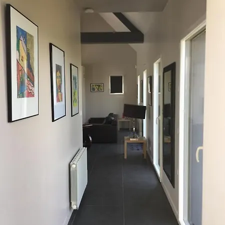 Beautiful With Pool And Stunning Sea View