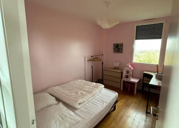 Beautiful With Pool And Stunning Sea View *