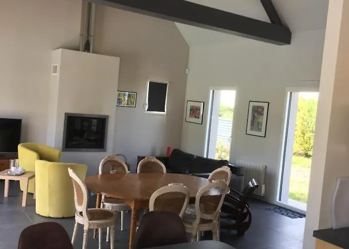 Βίλα Beautiful With Pool And Stunning Sea View Quinéville