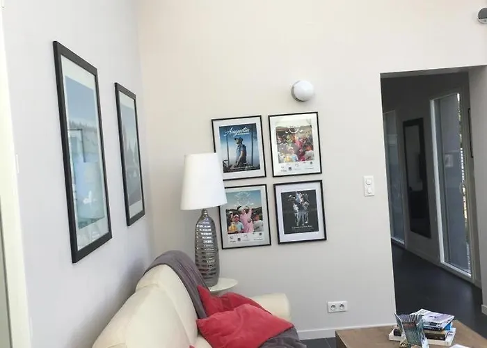 Beautiful With Pool And Stunning Sea View Βίλα