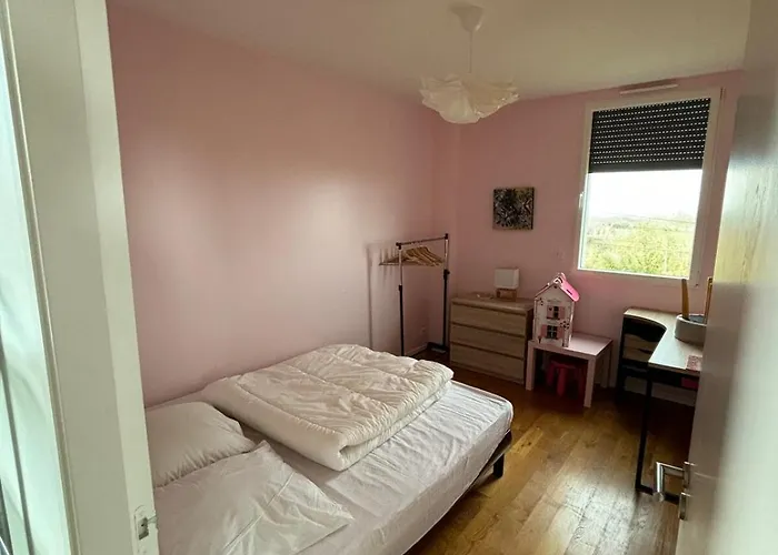 Βίλα Beautiful With Pool And Stunning Sea View Quinéville